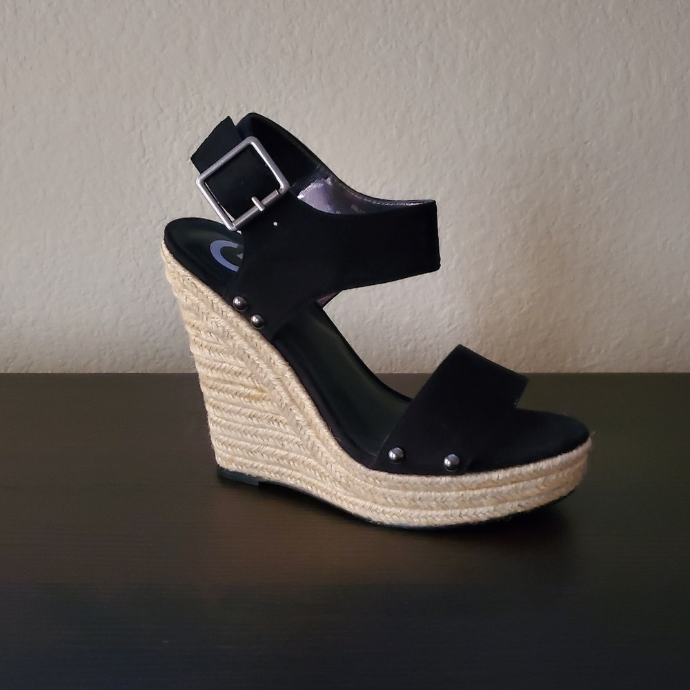 Guess Espadrille Wedge size 7